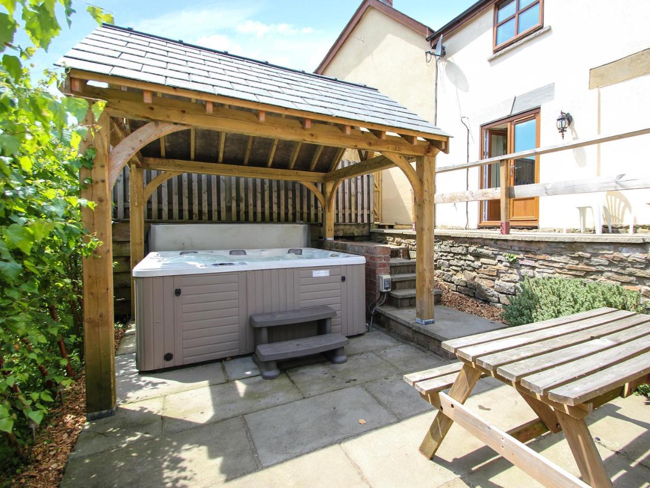 Lilly Cottage Lydney Exterior photo